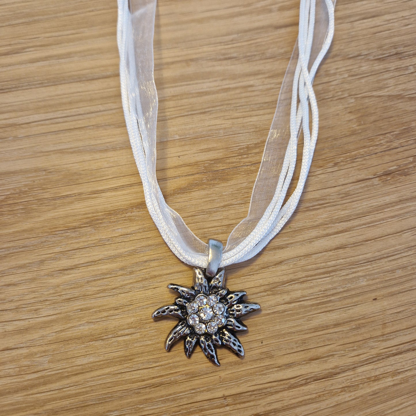 Edelweißkette Weiß